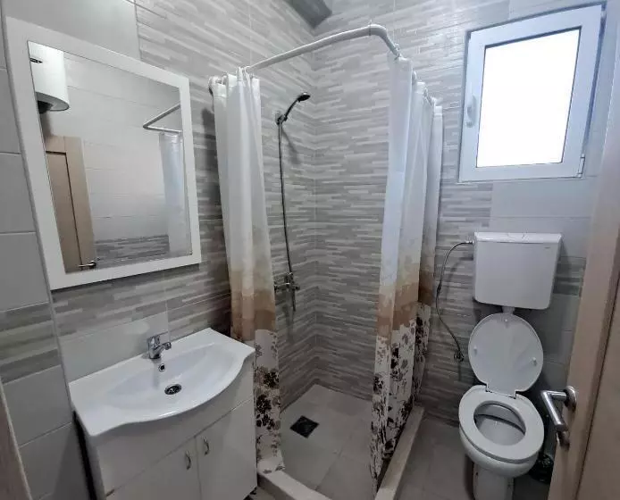 پانسیون Spasic Apartments Sutomore