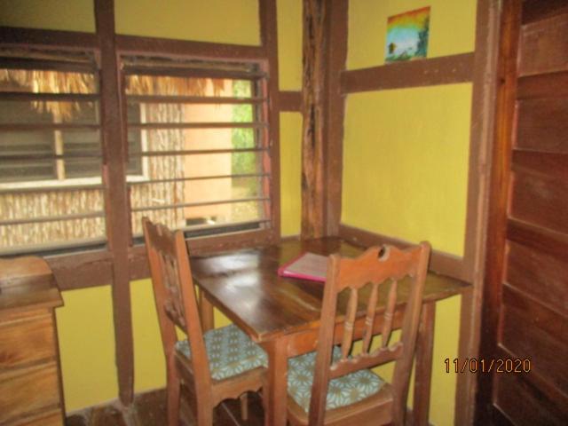 هتل Cerros Beach Inn