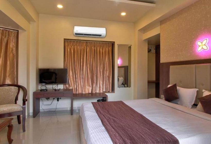 בית מלון כפרי Park Castle