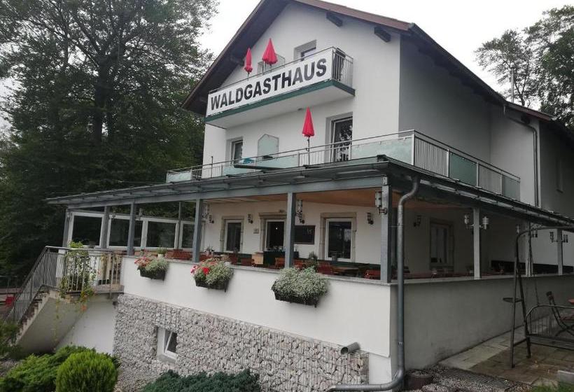 בית מלון כפרי Waldgasthaus