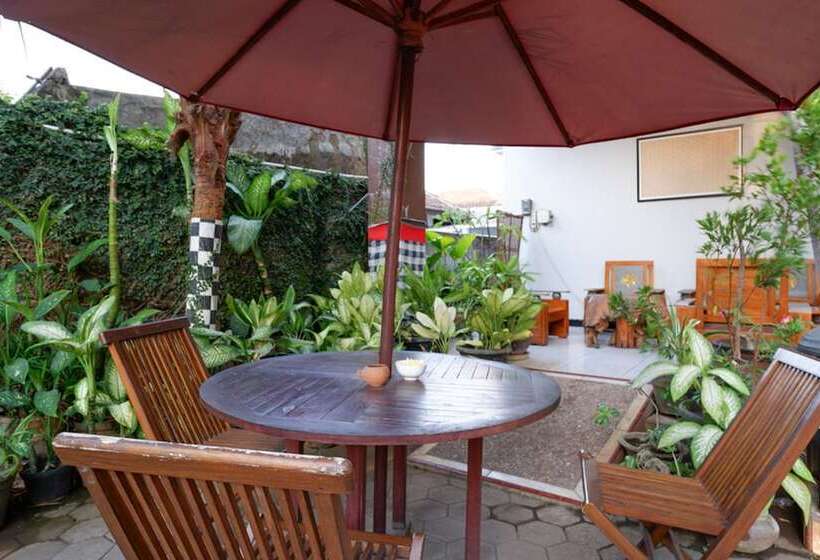 بنسيون Reddoorz Syariah Near Menara Kudus