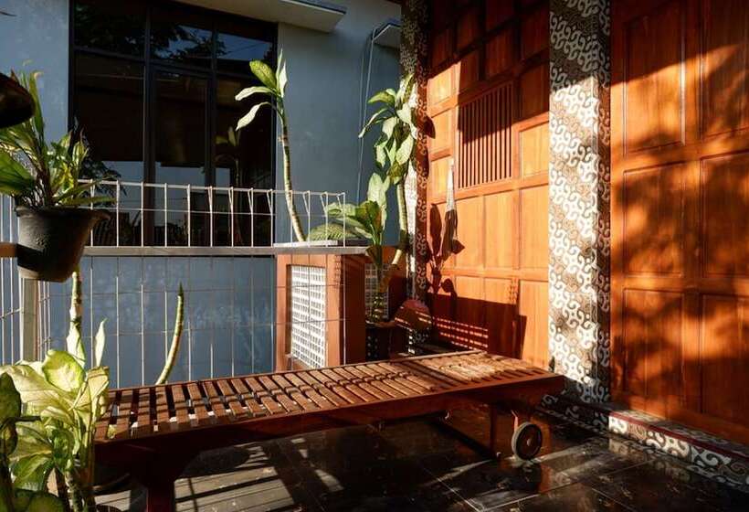 بنسيون Reddoorz Syariah Near Menara Kudus