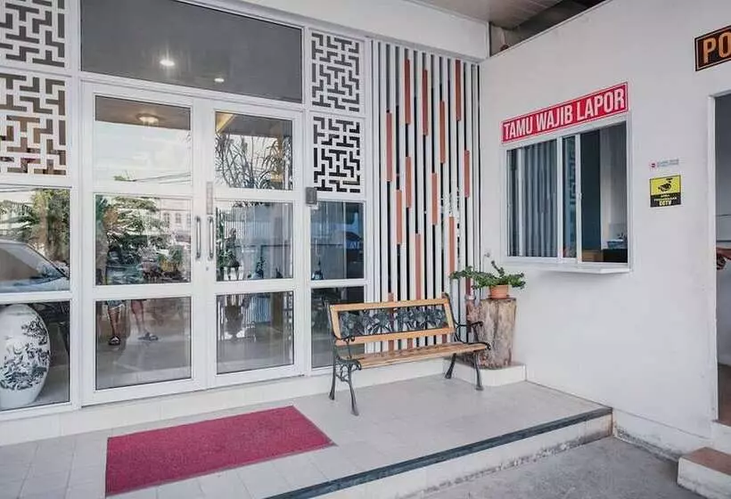 Reddoorz Apartment @ Batam Centre 3