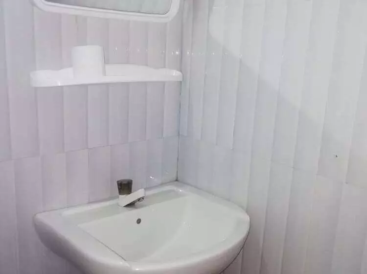 ユースホステル Nest Rest Inn