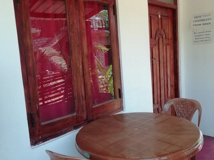 Albergue Nest Rest Inn