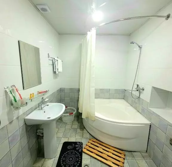 Madrasah Polvon Qori Boutique Hotel Xix Century