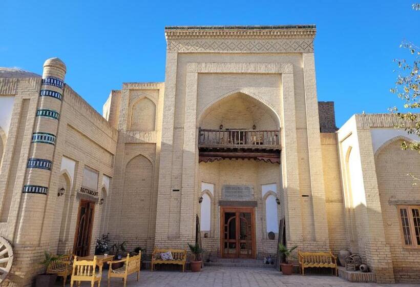 Madrasah Polvon Qori Boutique Hotel Xix Century