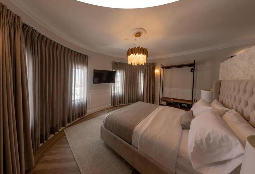 هتل Mansión E. Borbón