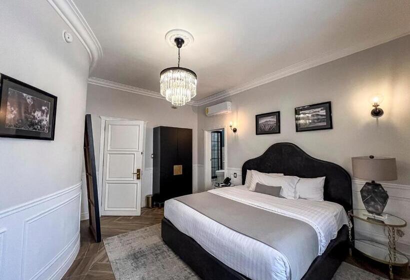 هتل Mansión E. Borbón