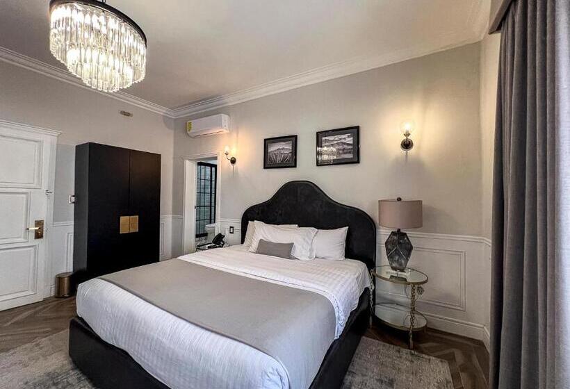 هتل Mansión E. Borbón