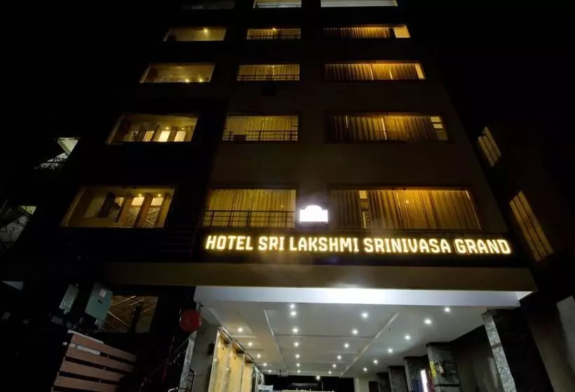 ホテル Treebo Sls Grand