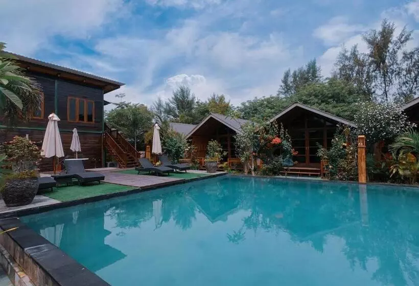 ホテル Wah Resort Gili Trawangan