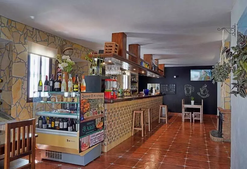 هتل Rural & Restaurante Las Camaretas