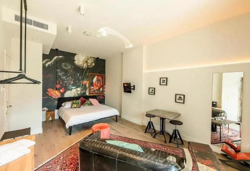 ホテル Barefoodgiulia