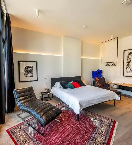 ホテル Barefoodgiulia