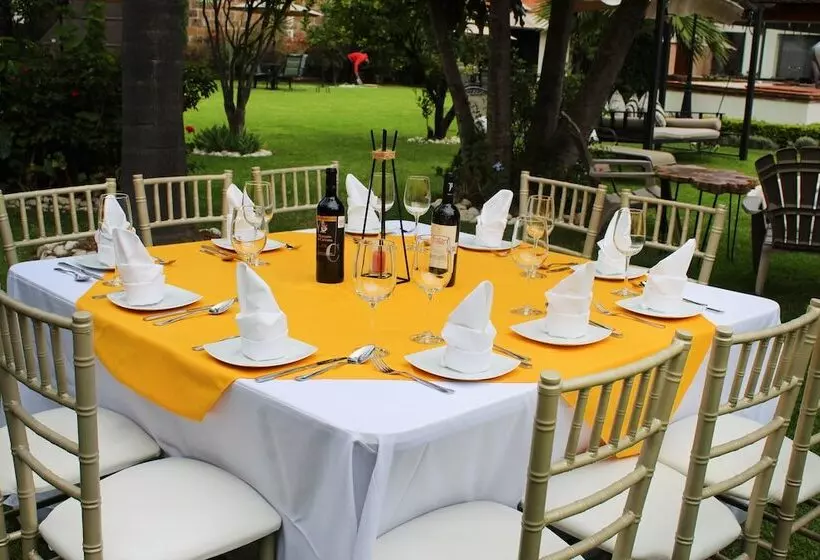 هتل Boutique La Rioja