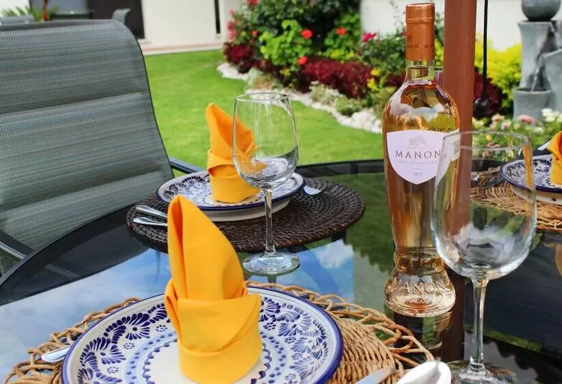 هتل Boutique La Rioja