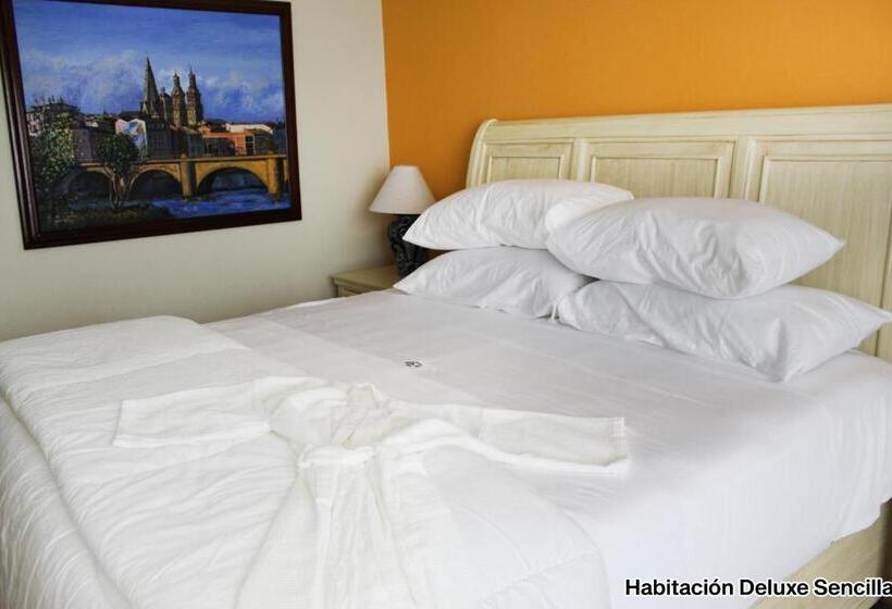 ホテル Boutique La Rioja