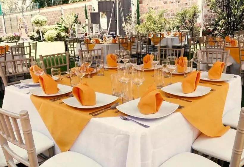 هتل Boutique La Rioja