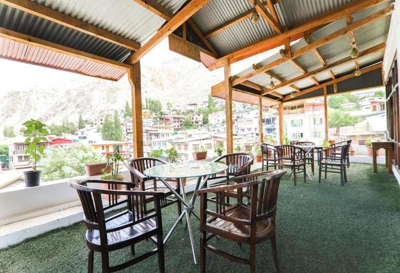 Capital O 44536 Hotel Pc Palace