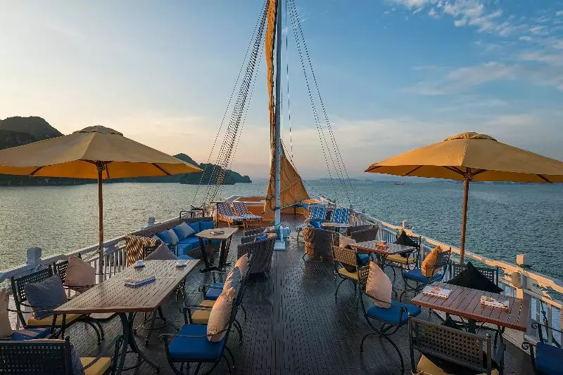 هتل Paradise Luxury Sails Cruise