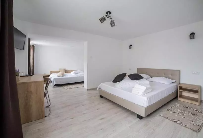 Majatalo Casa Burduhos