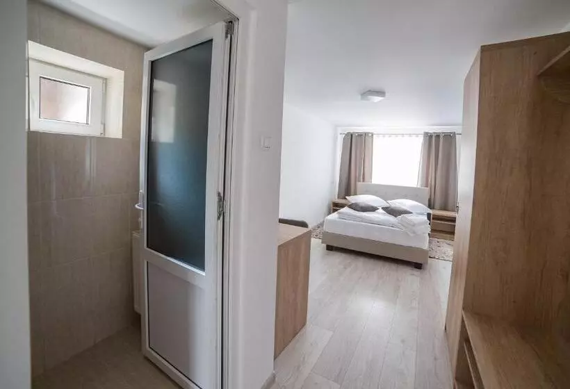 Majatalo Casa Burduhos