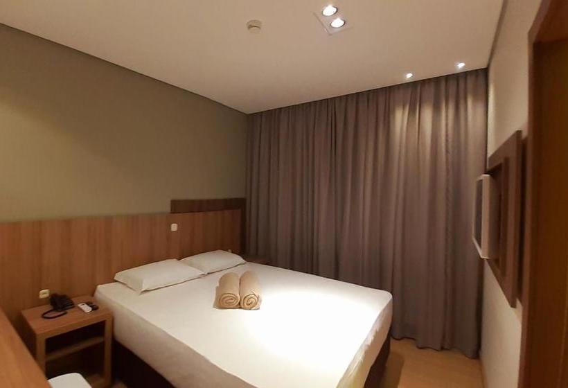 호텔 Pinna Business