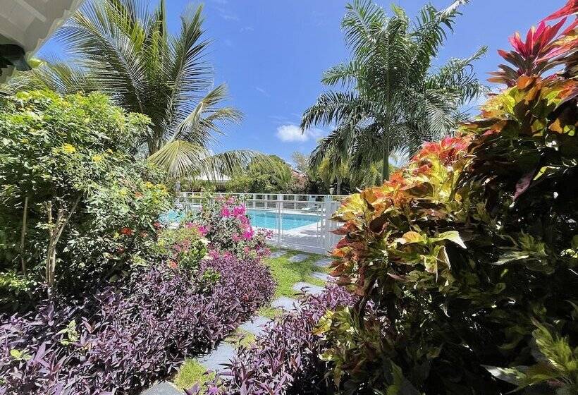 Hôtel & Villa Le Cocotel