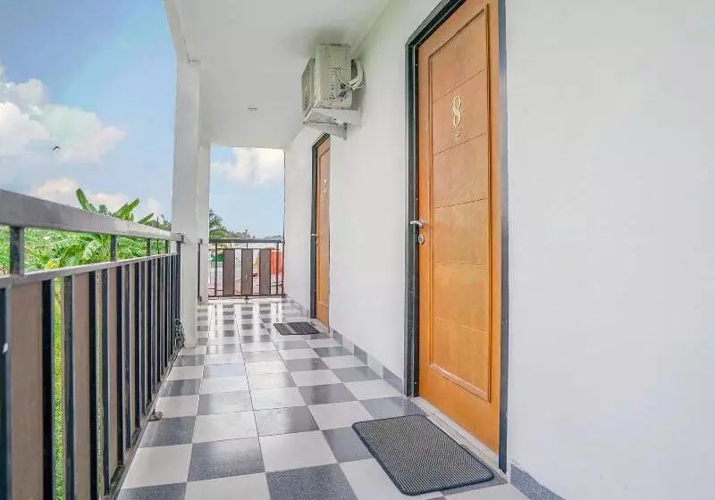 ホテル Oyo 1266 Green Palm Syariah