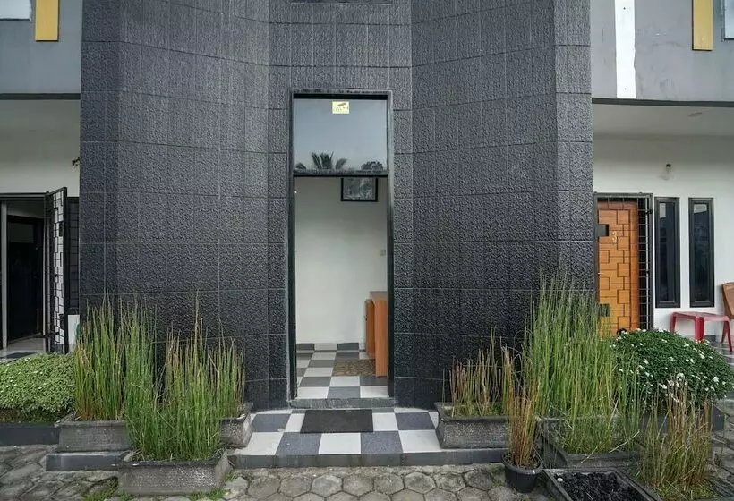 ホテル Oyo 1266 Green Palm Syariah