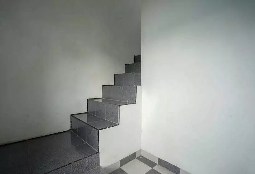 ホテル Oyo 1266 Green Palm Syariah