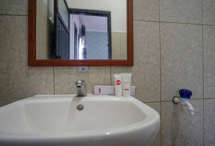 Отель Oyo 1266 Green Palm Syariah