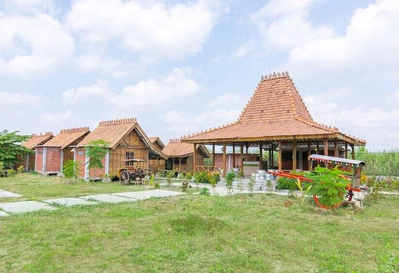 فندق Oyo 1304 Roemah Gladak Kebon Sidoluhur