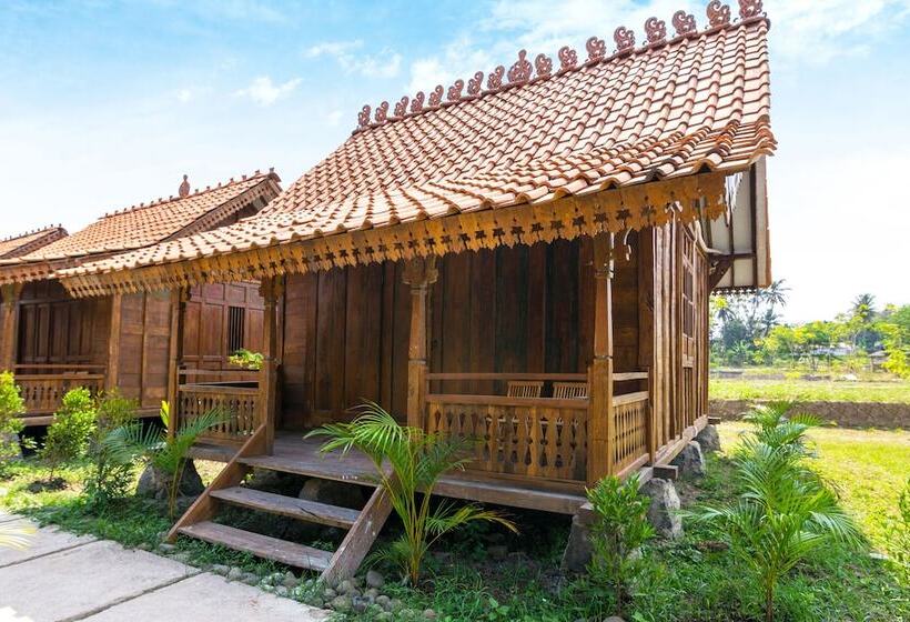 فندق Oyo 1304 Roemah Gladak Kebon Sidoluhur