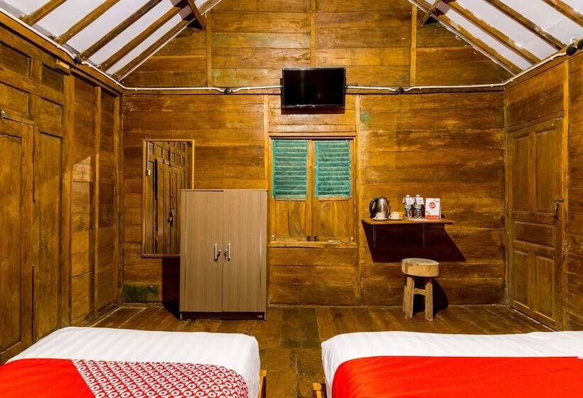 فندق Oyo 1304 Roemah Gladak Kebon Sidoluhur