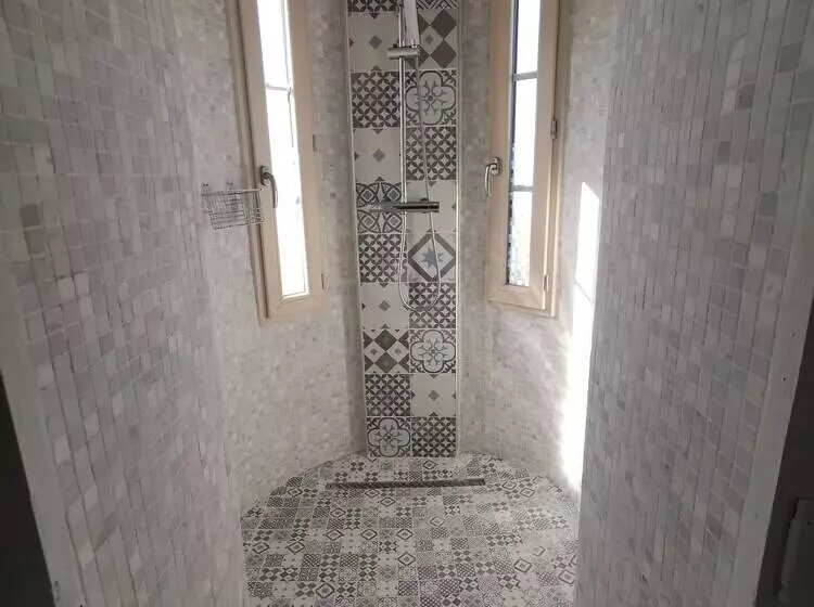 Majatalo Chateau De Saintgenix