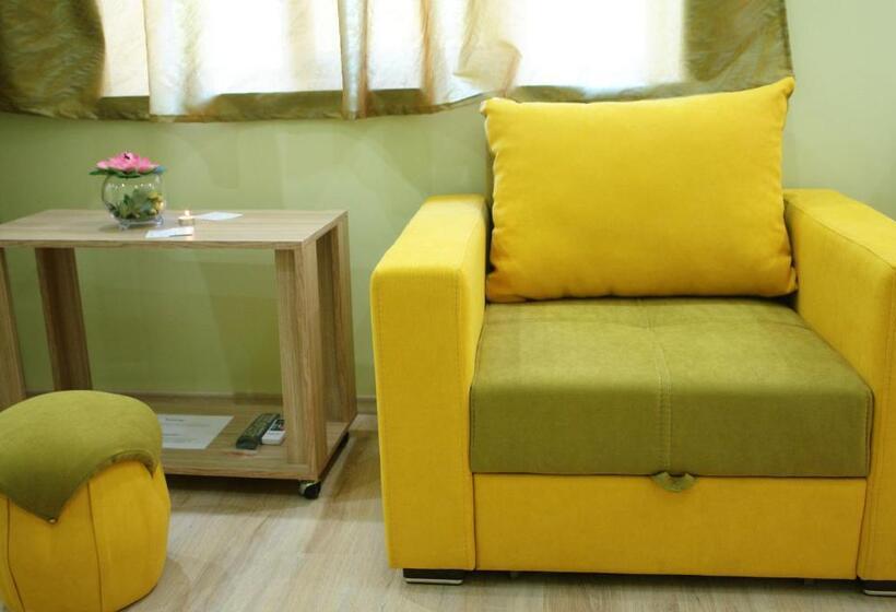 پانسیون Eco Resort Lorret