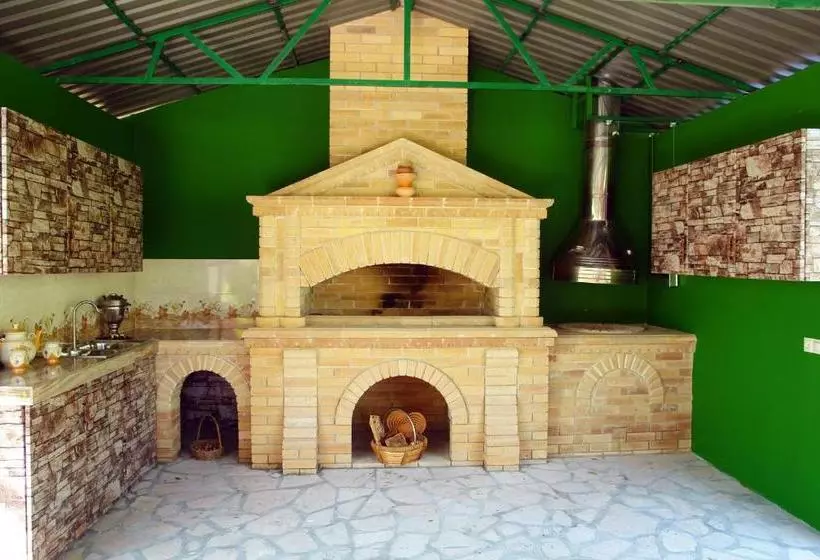 Majatalo Eco Resort Lorret