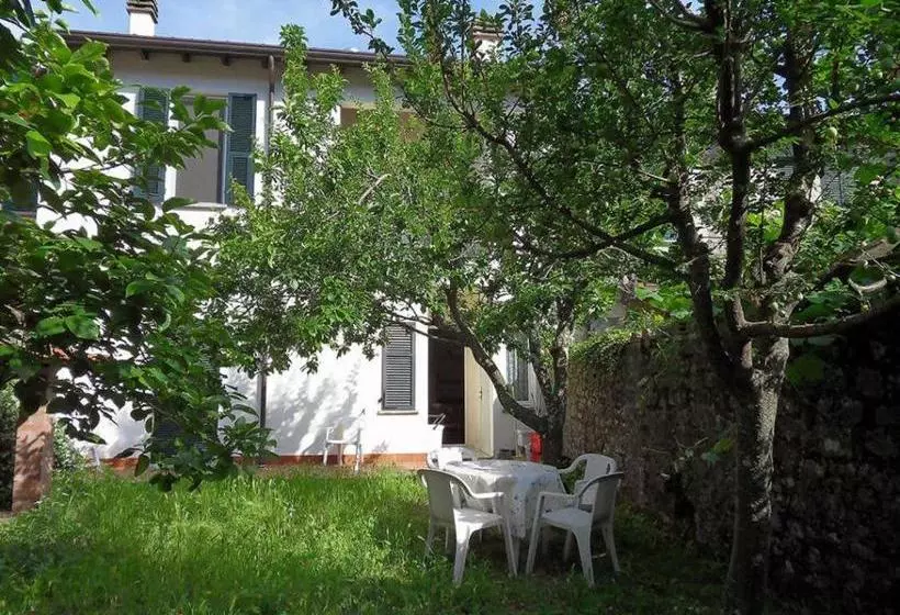 Albergo Diffuso Centoborghi