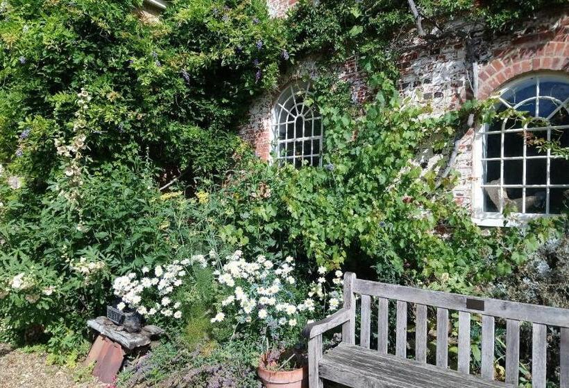 Fsc Flatford Mill Hostel