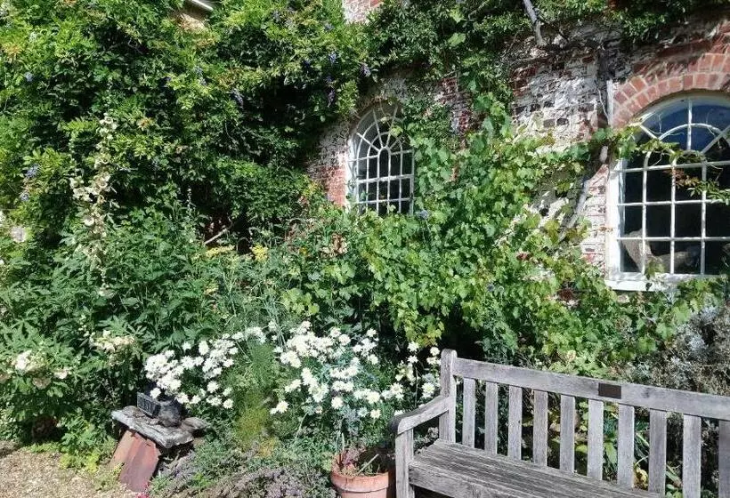 Fsc Flatford Mill Hostel