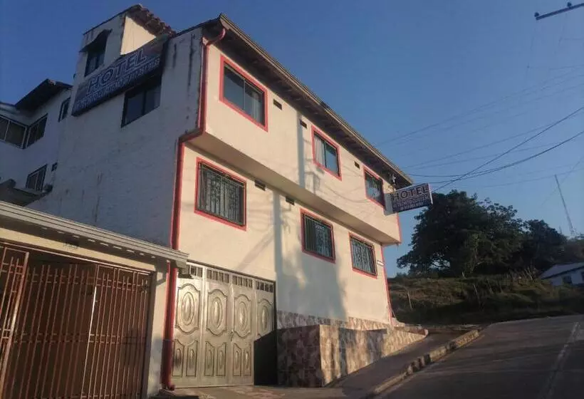 Hotelli Mi Techito Curiteño