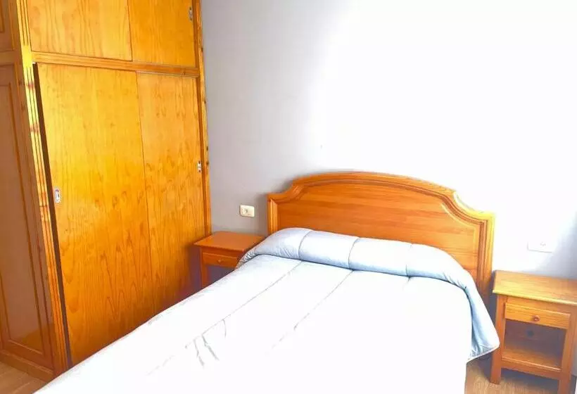 پانسیون Hostal Cid