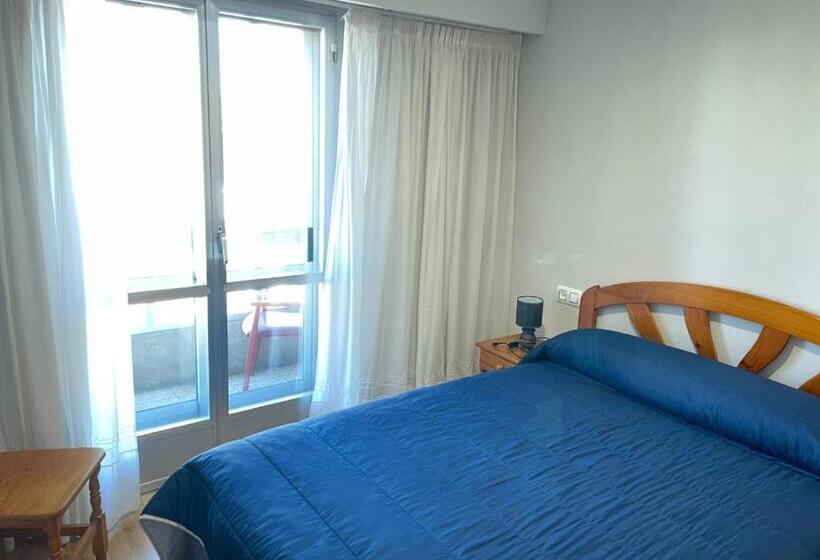 פנסיון Hostal Cid