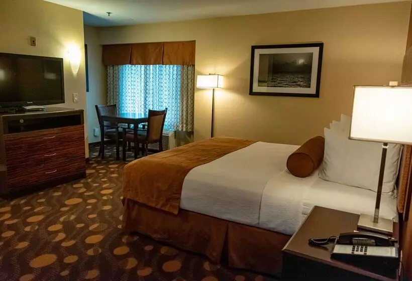 Best Western Plus Suites Hotel Coronado Island