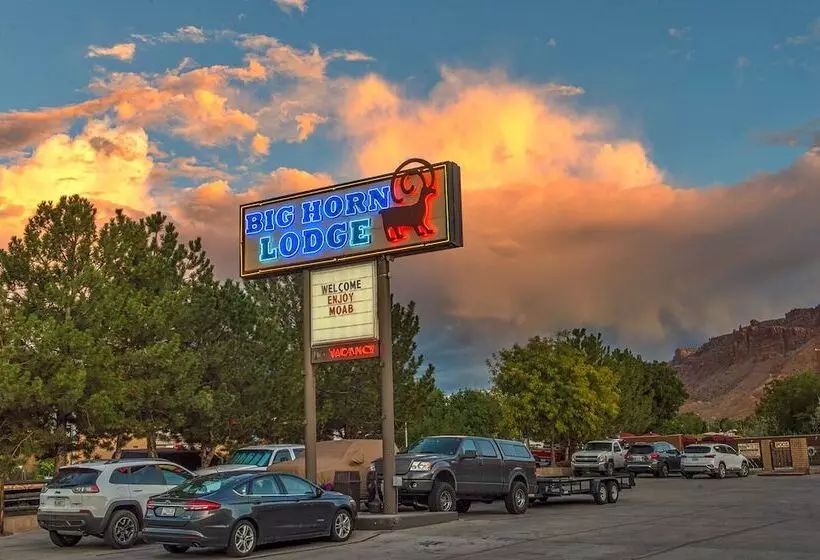 Отель Big Horn Lodge