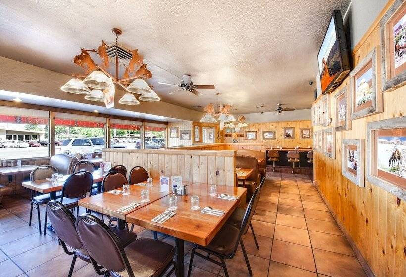 هتل Big Horn Lodge