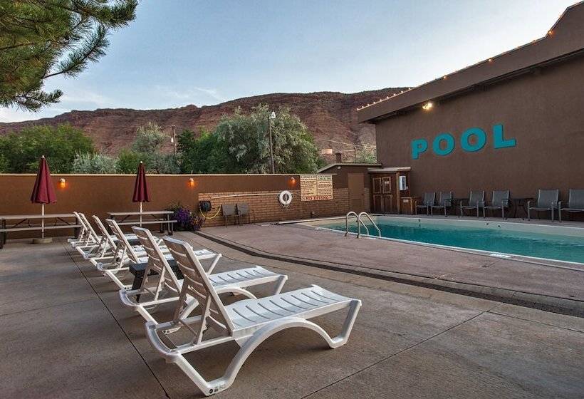 هتل Big Horn Lodge