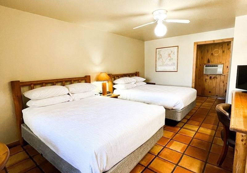 هتل Big Horn Lodge